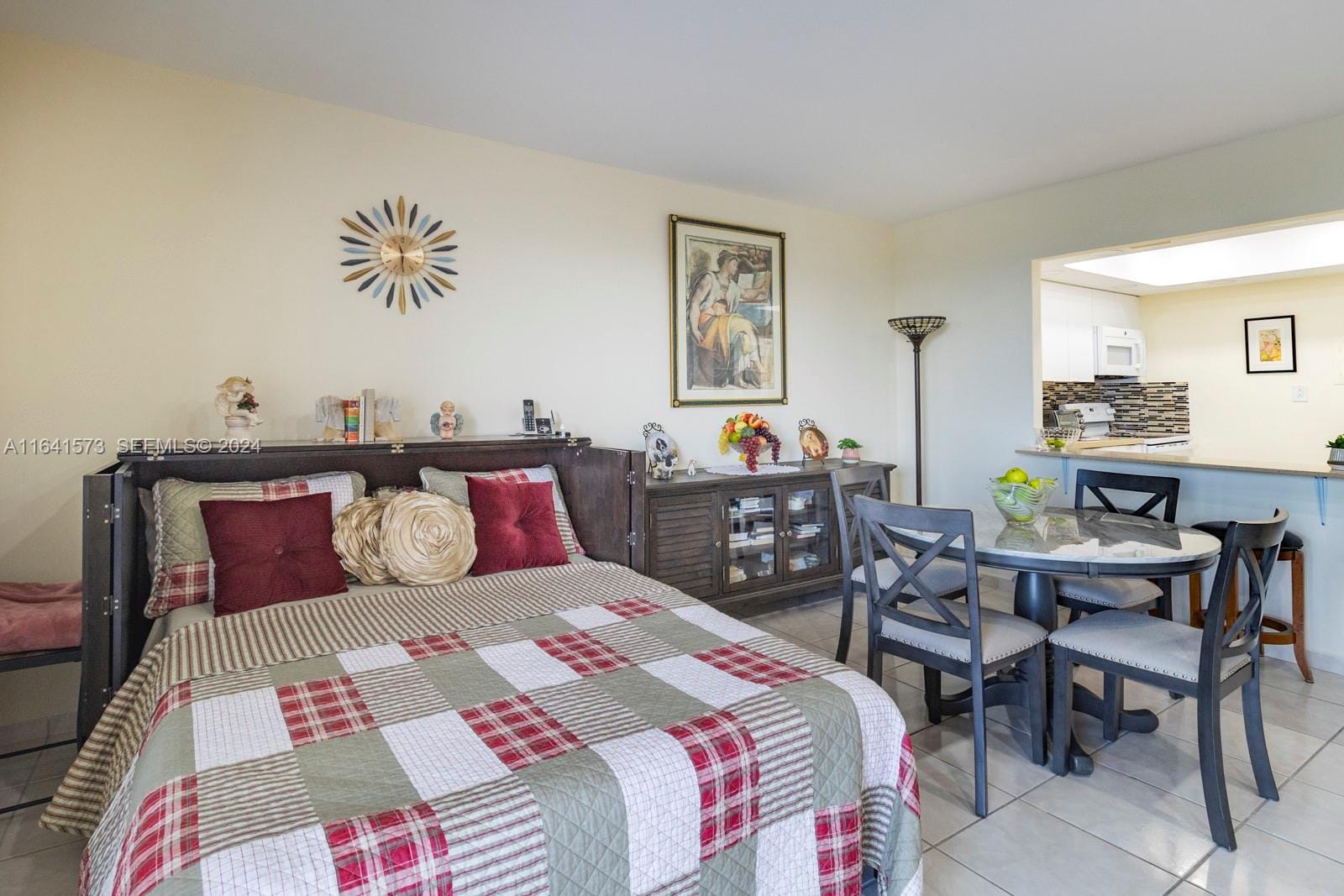 5401 Collins Avenue 1129, Miami Beach, FL 33140 photo 13