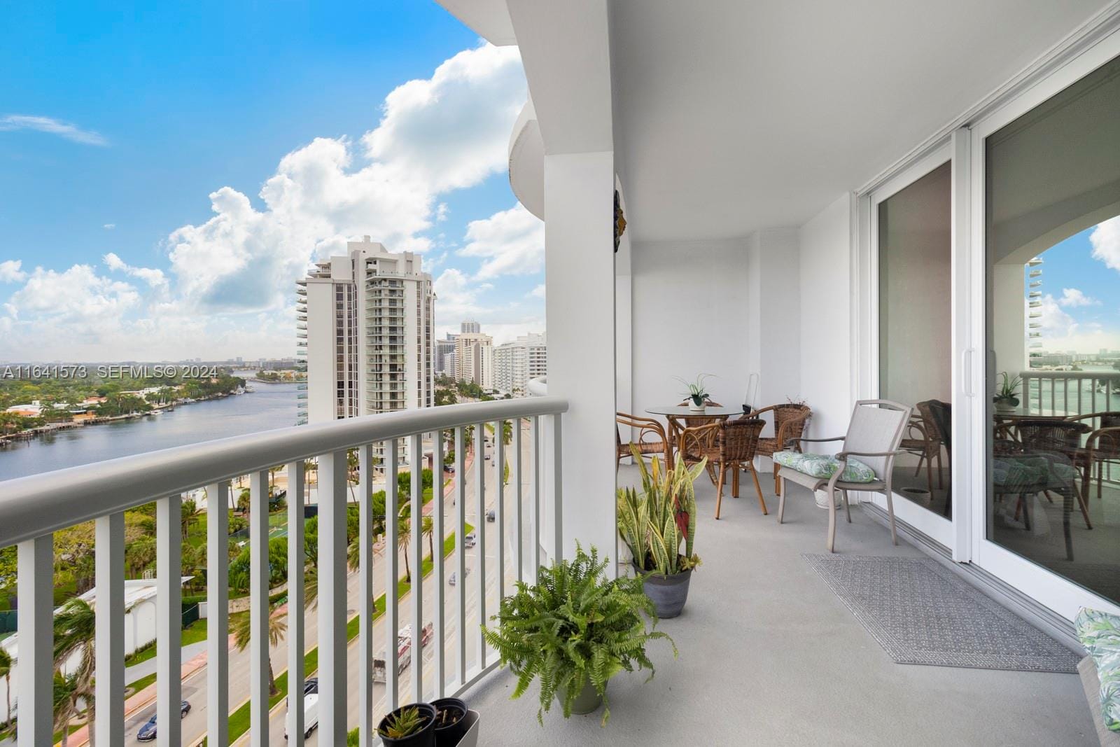 5401 Collins Avenue 1129, Miami Beach, FL 33140 photo 5