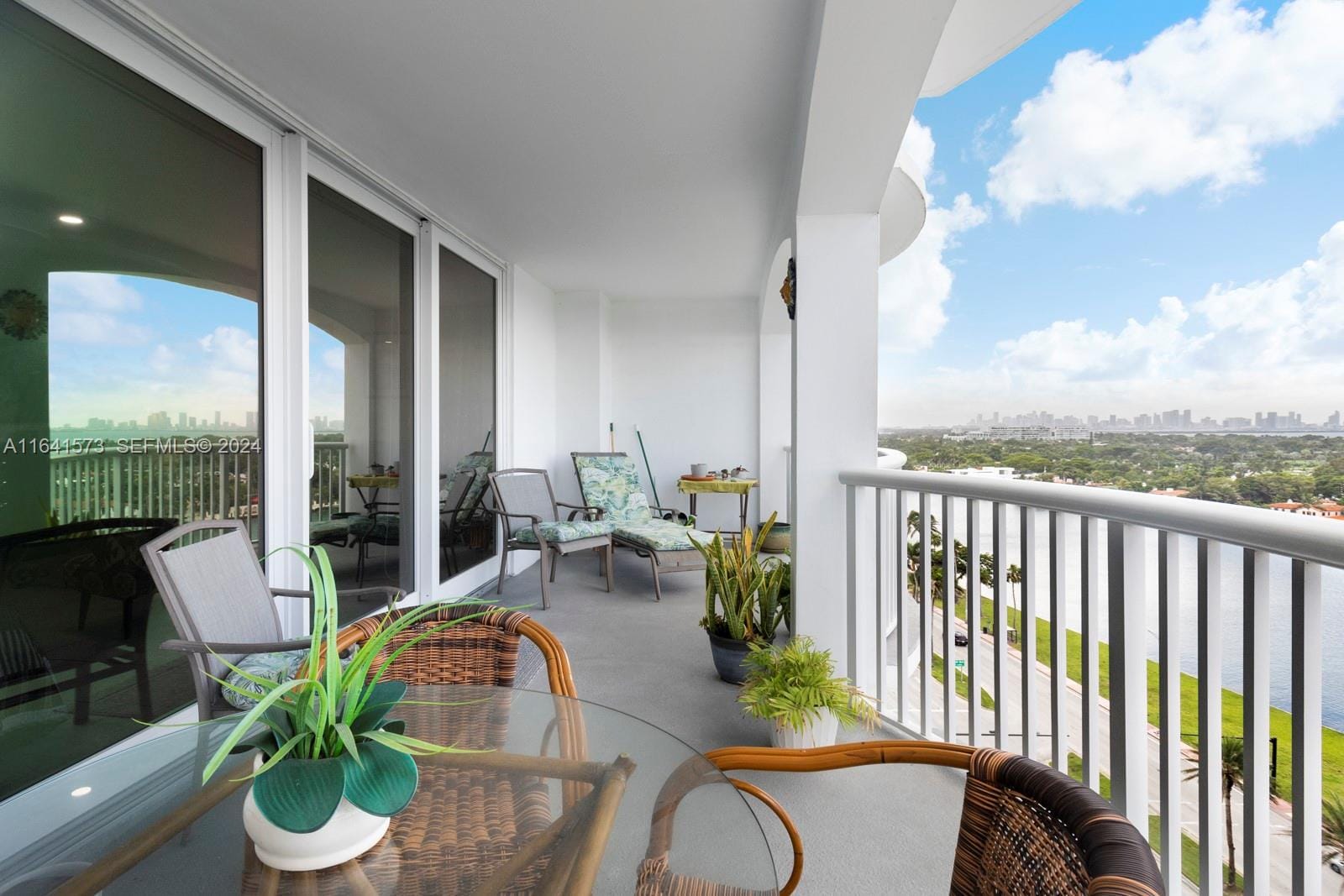 5401 Collins Avenue 1129, Miami Beach, FL 33140 photo 9
