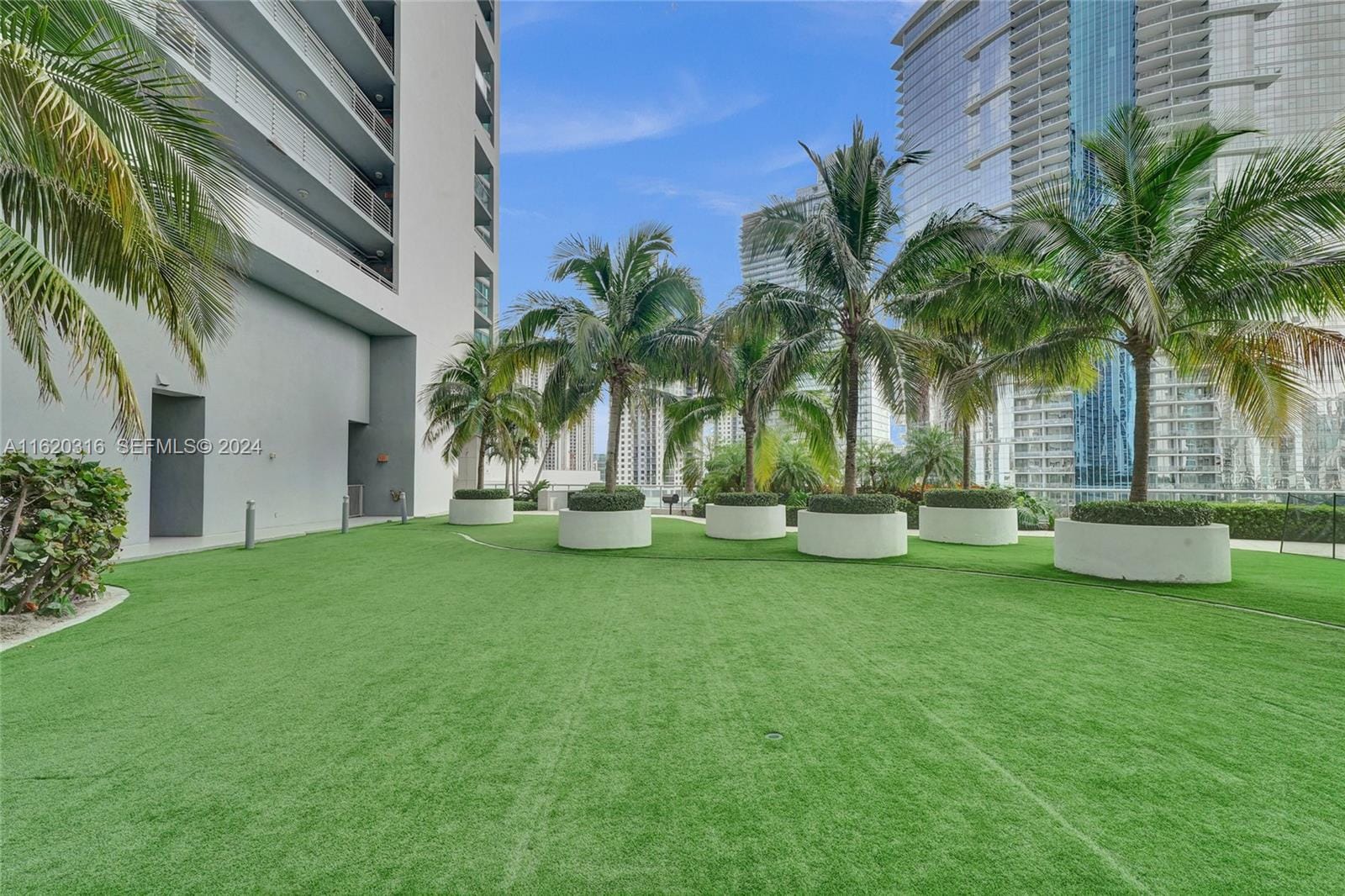 888 Biscayne Boulevard 2701, Miami, FL 33132 photo 21