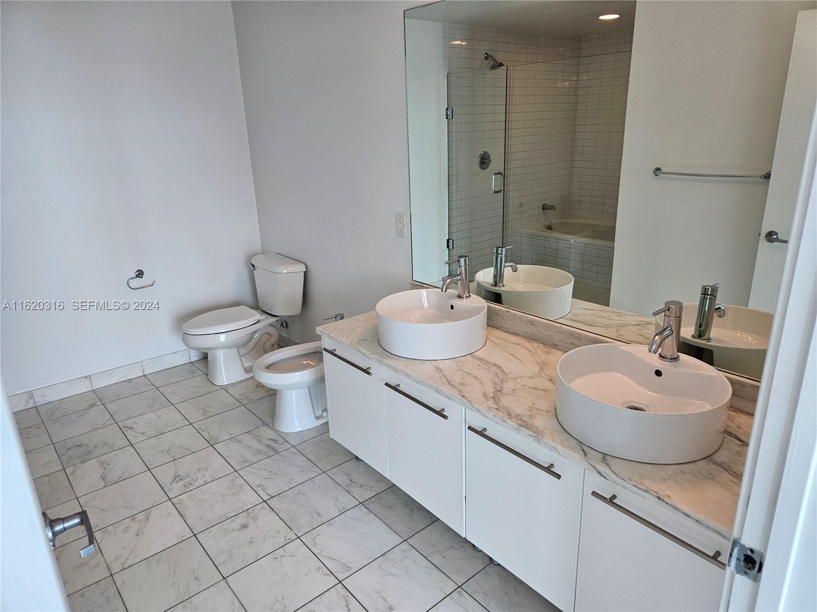 888 Biscayne Boulevard 2701 — photo 10