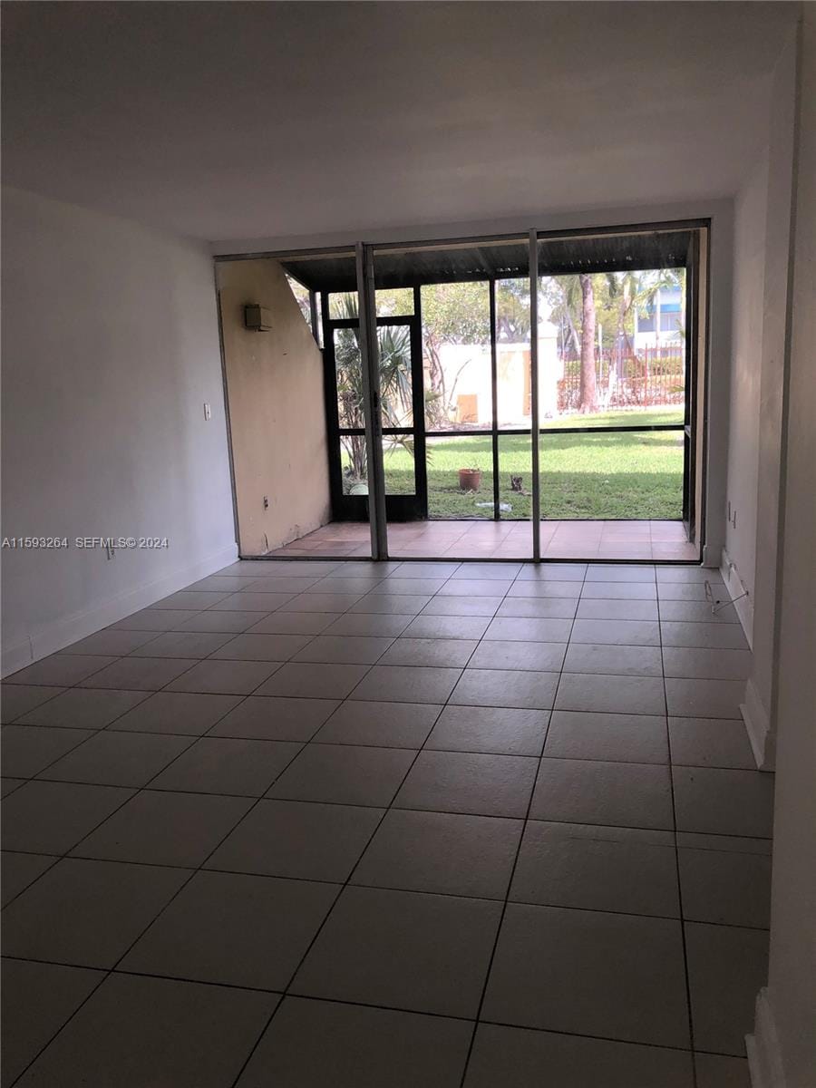 8850 Fontainebleau Boulevard 101, Miami, FL 33172 photo 3