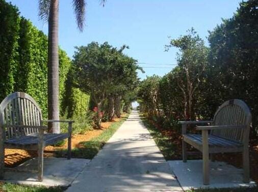 73 Colony Road, Jupiter Inlet Colony, FL 33469 photo 21