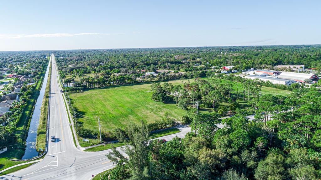 12900 Okeechobee Boulevard — photo 12