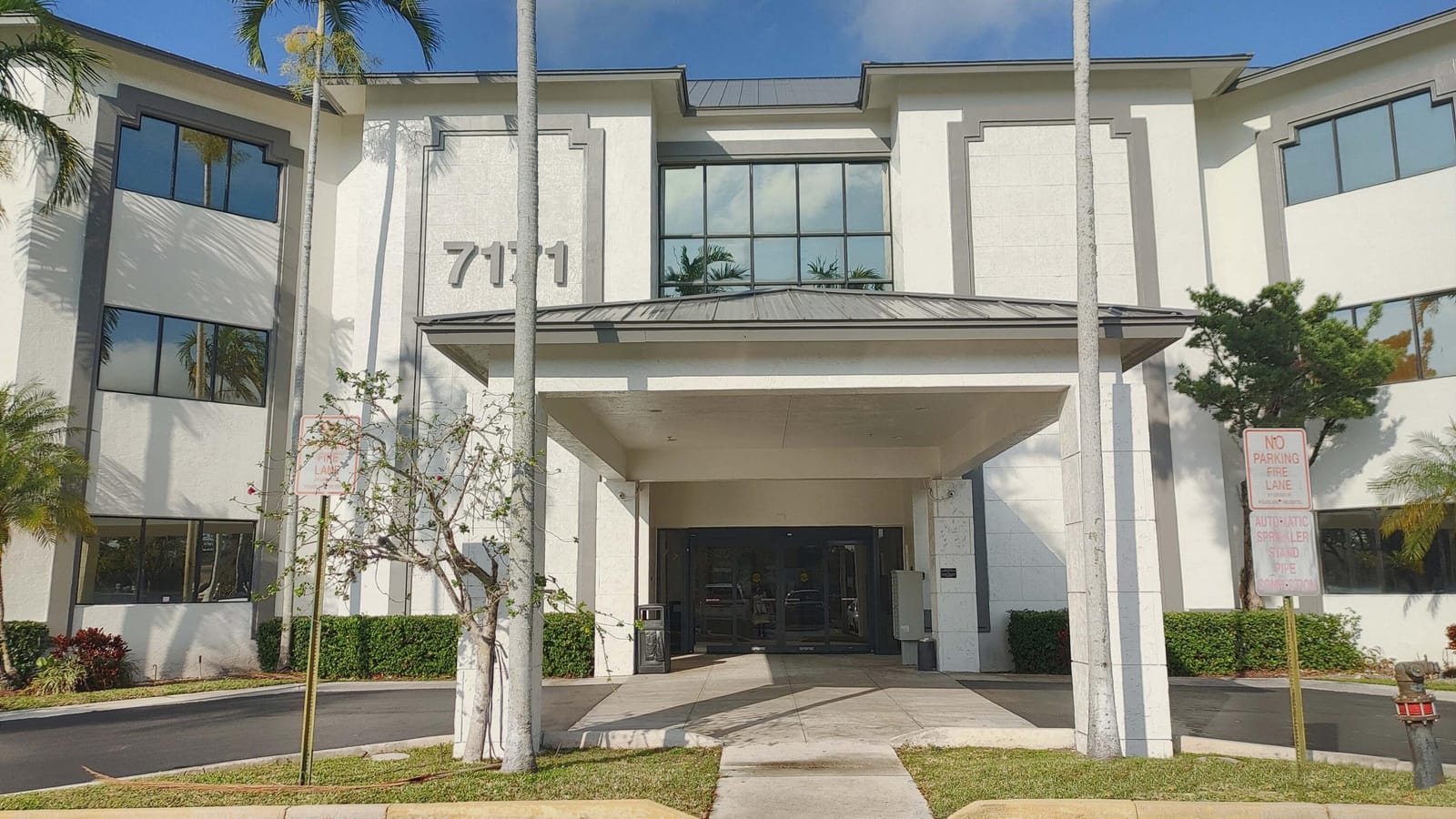 7171 N University Drive 100 — photo 4
