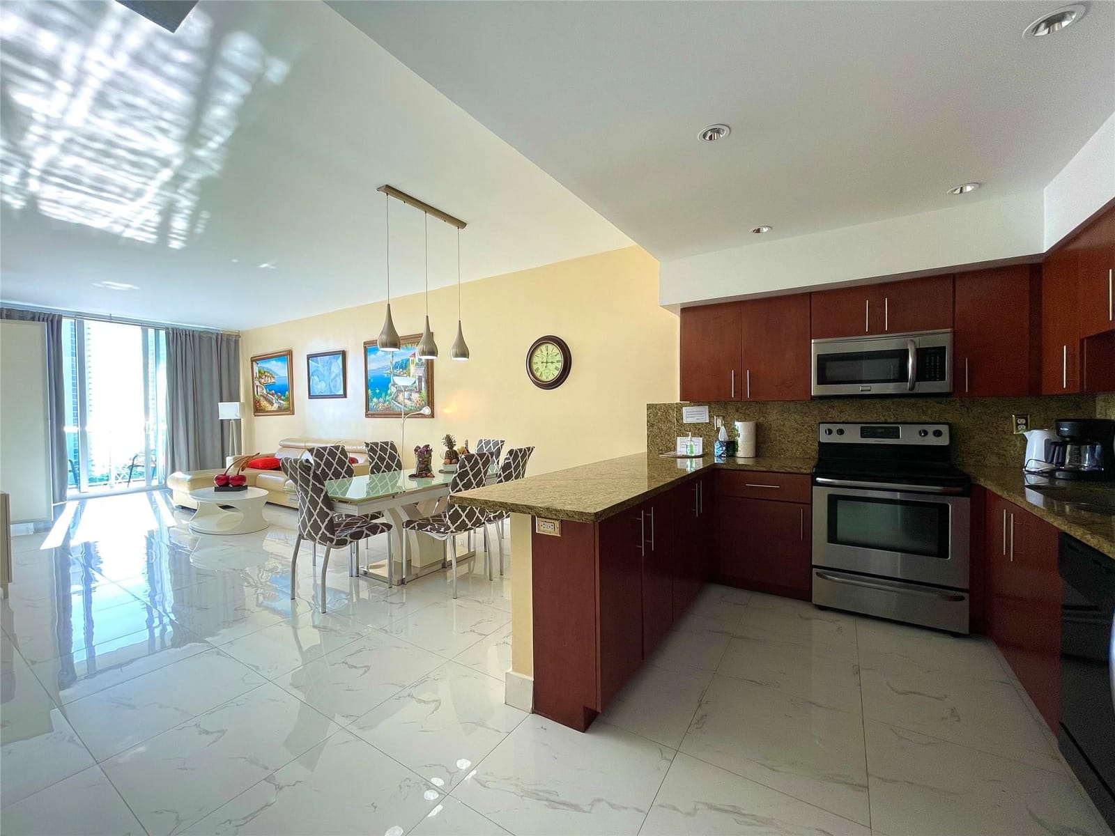 19370 Collins Avenue — photo 9