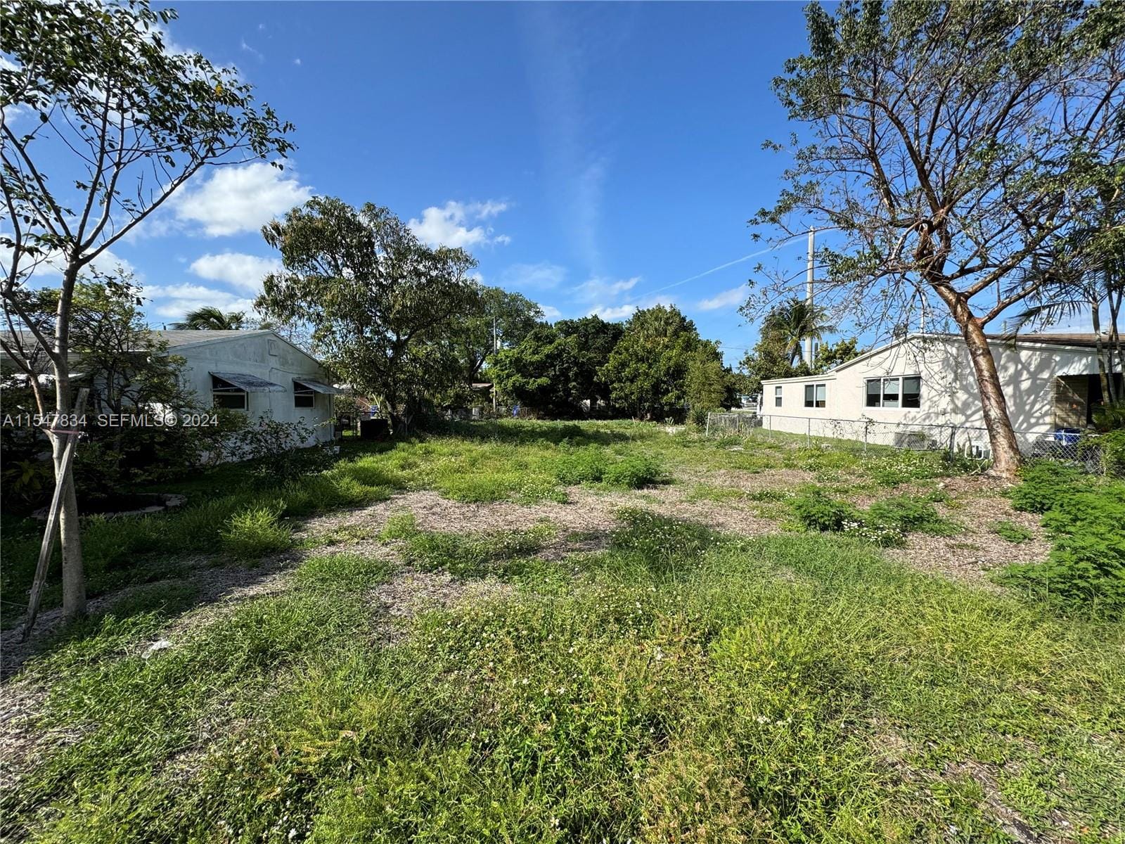2205 Coolidge Street — photo 2