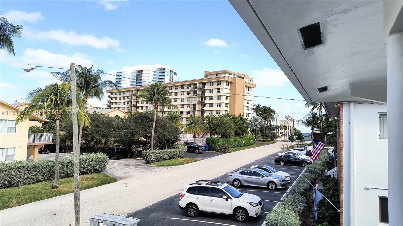 3212 NE 10th Street, Pompano Beach, FL 33062