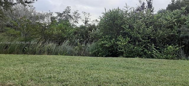 7853 NW 95th Court, Okeechobee, FL 34974