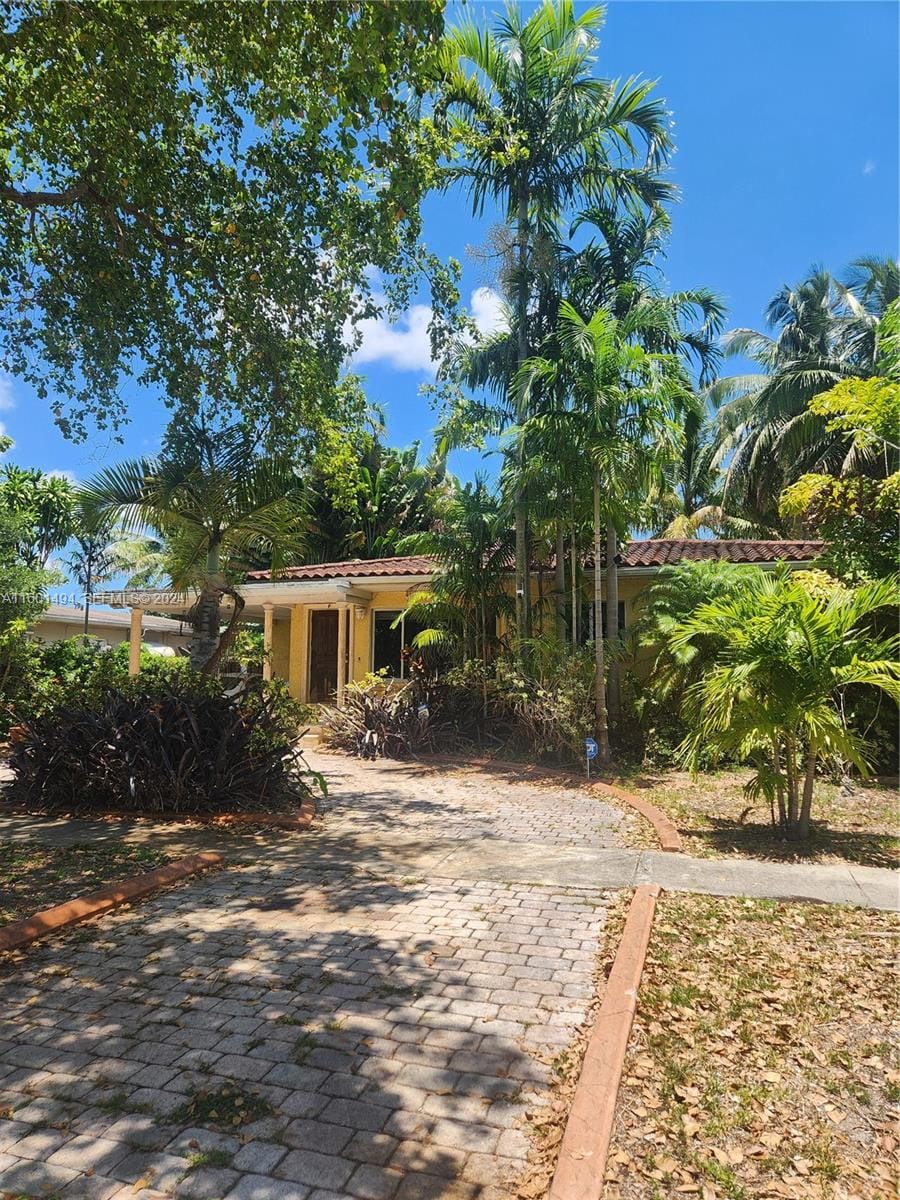 13365 NW 12th Avenue, North Miami, FL 33168 photo 2