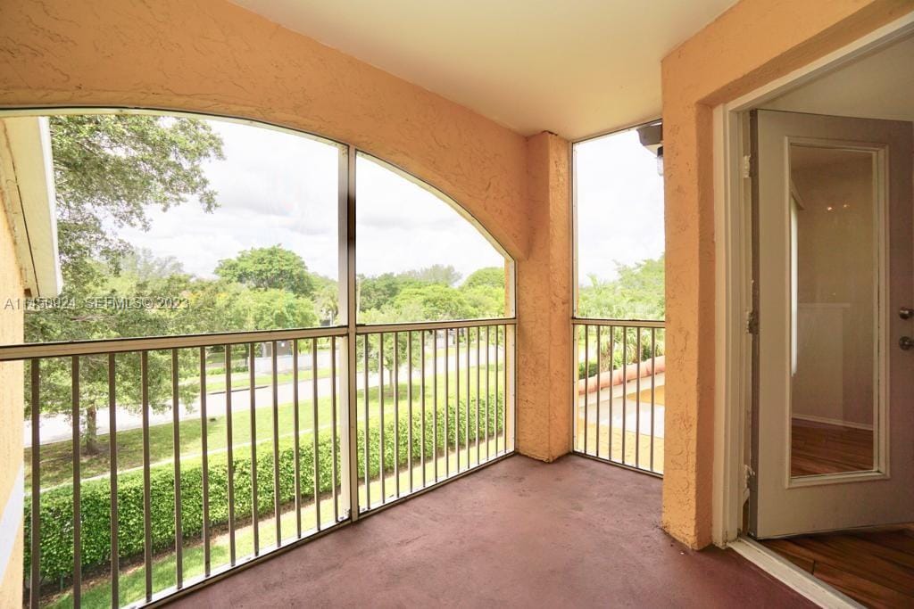2667 NW 33rd Street 2416, Oakland Park, FL 33309 photo 20