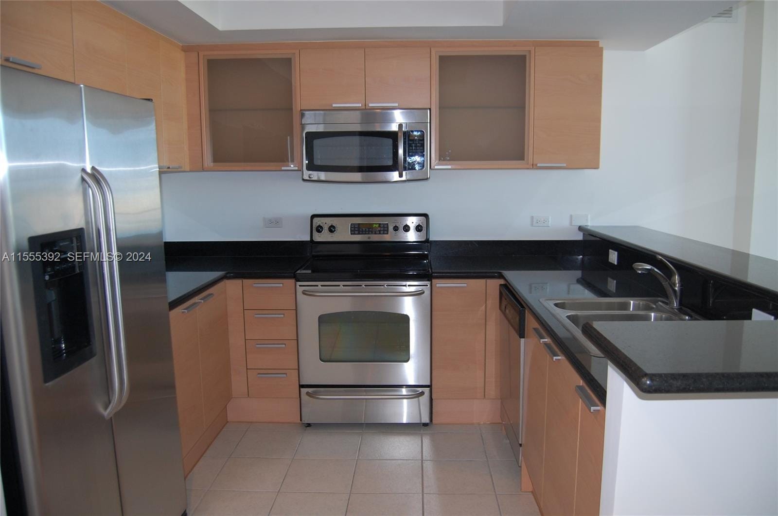 140 S Dixie Highway 521 — photo 4