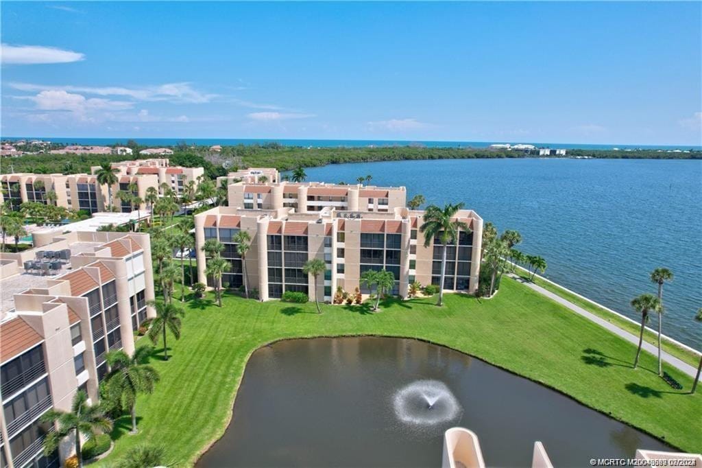 3442 NE Causeway Boulevard 302, Jensen Beach, FL 34957 photo 1