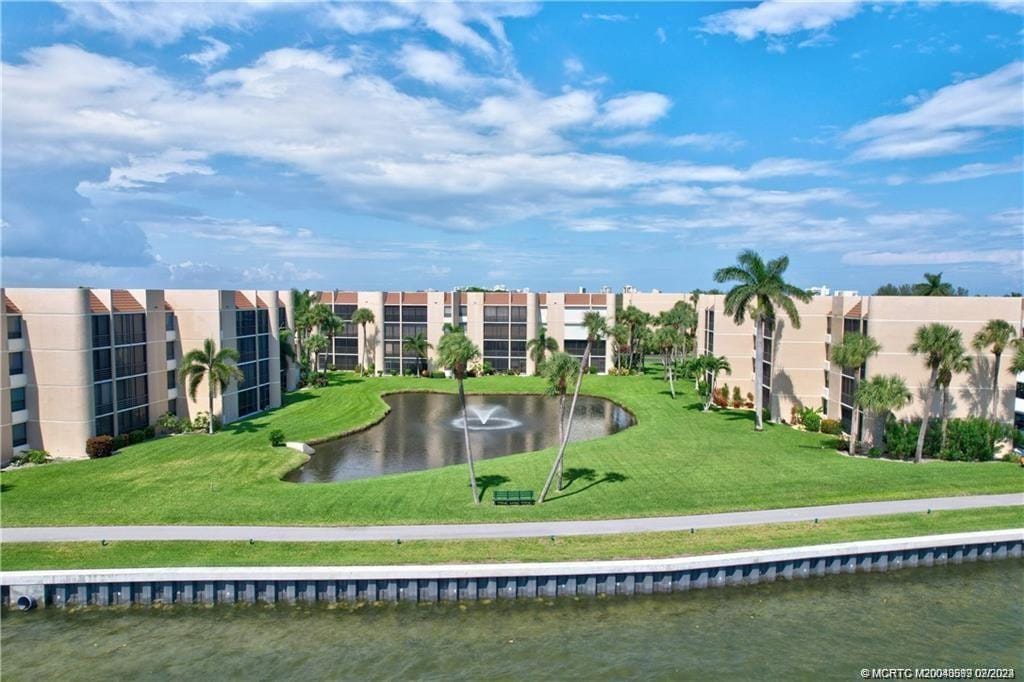 3442 NE Causeway Boulevard 302, Jensen Beach, FL 34957 photo 11