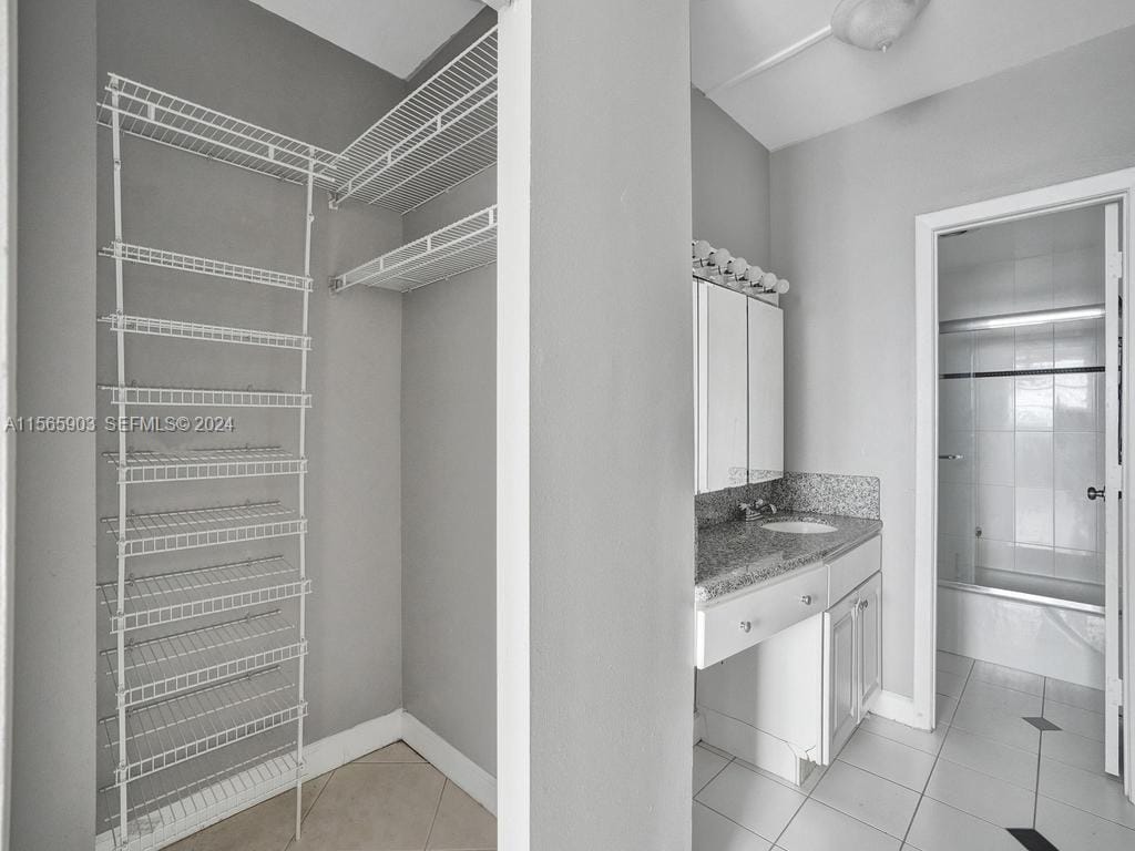 300 Bayview Drive 906, Sunny Isles Beach, FL 33160 photo 28