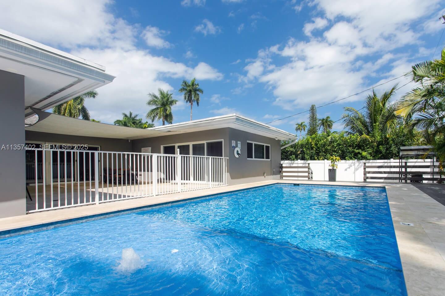 1218 Hollywood Boulevard, Hollywood, FL 33019, Hollywood