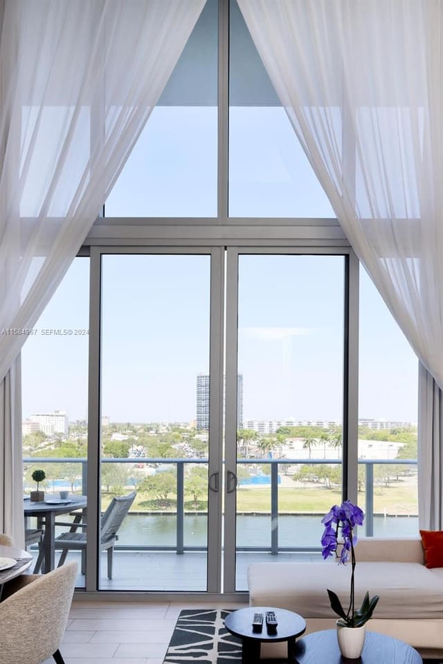 4010 S Ocean Drive R504, Hollywood, FL 33019