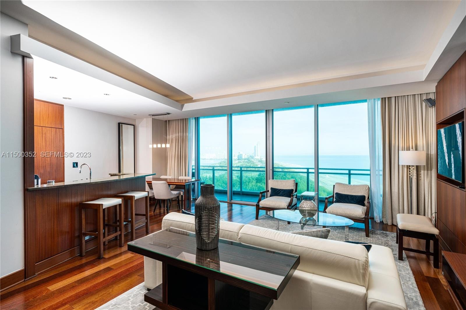 10295 Collins Avenue 121716 — photo 3