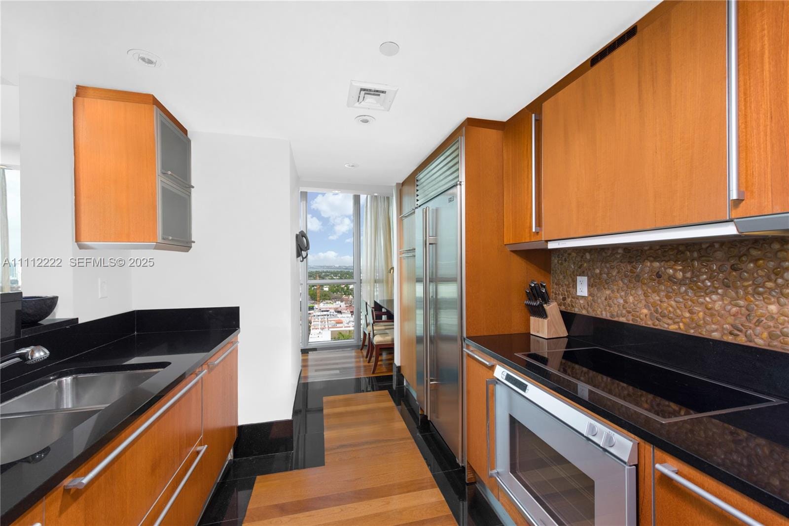 101 20th Street 2402, Miami Beach, FL 33139 photo 4