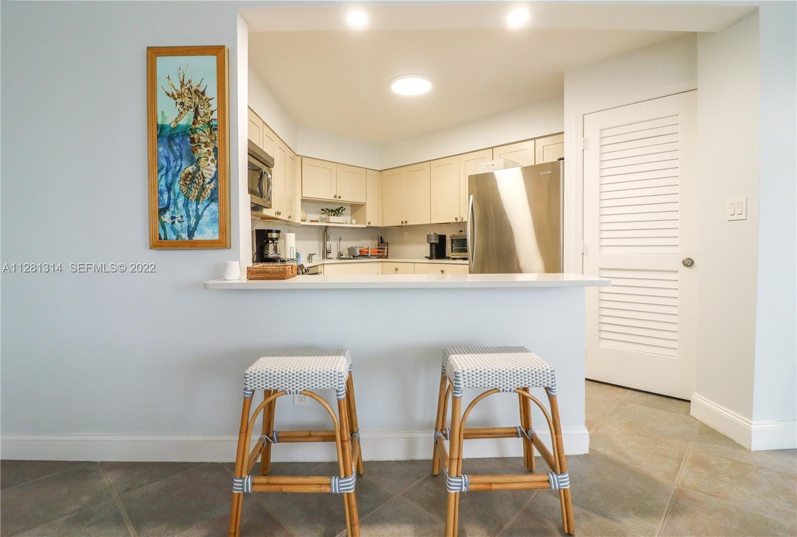 5161 Collins Avenue 404 — photo 7