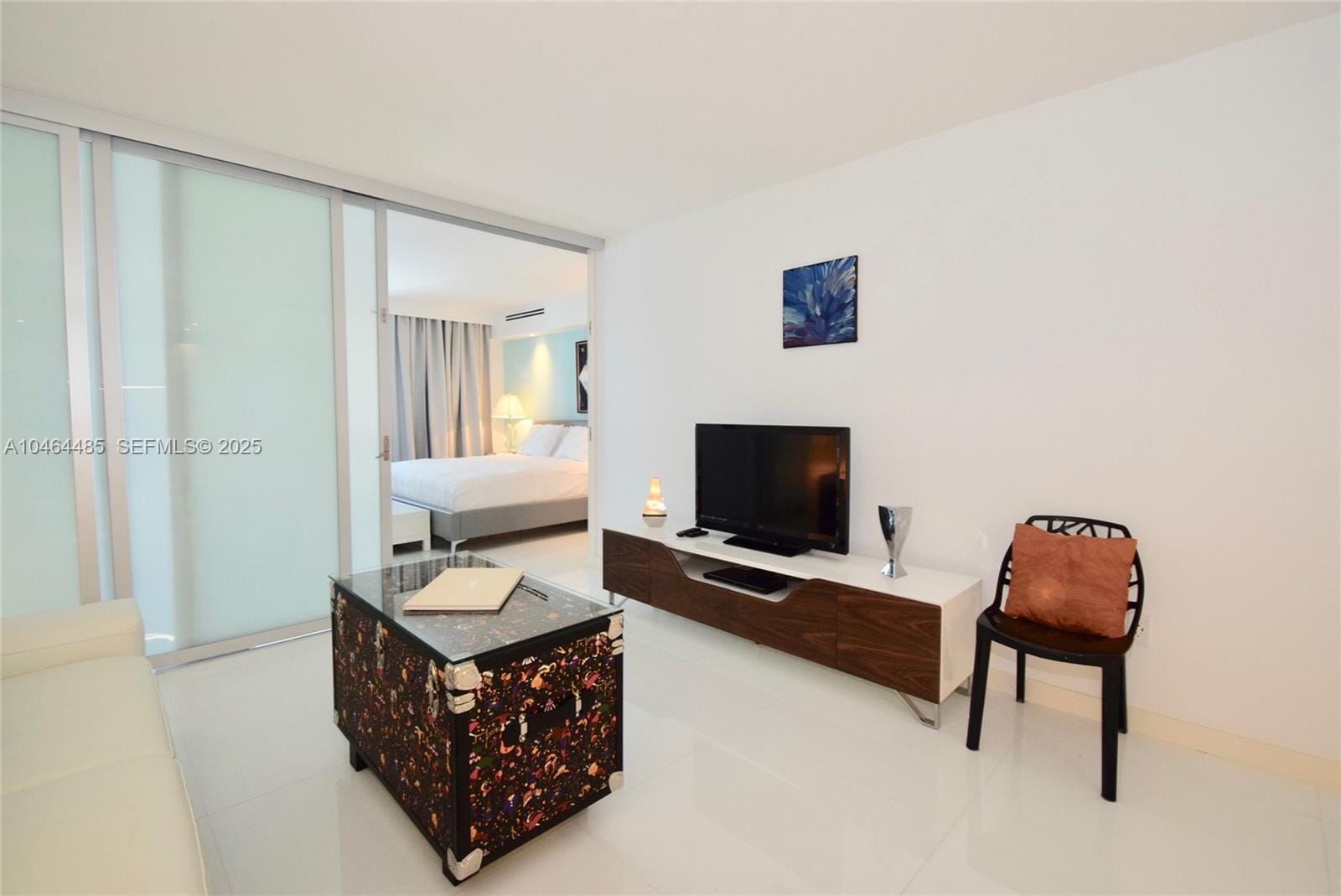2301 Collins Avenue 815/814 — photo 11