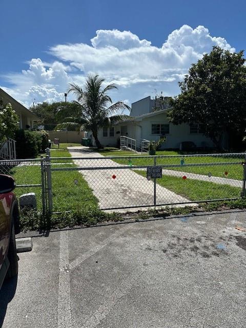 470 NW 26th Avenue, Miami, FL 33125, Miami