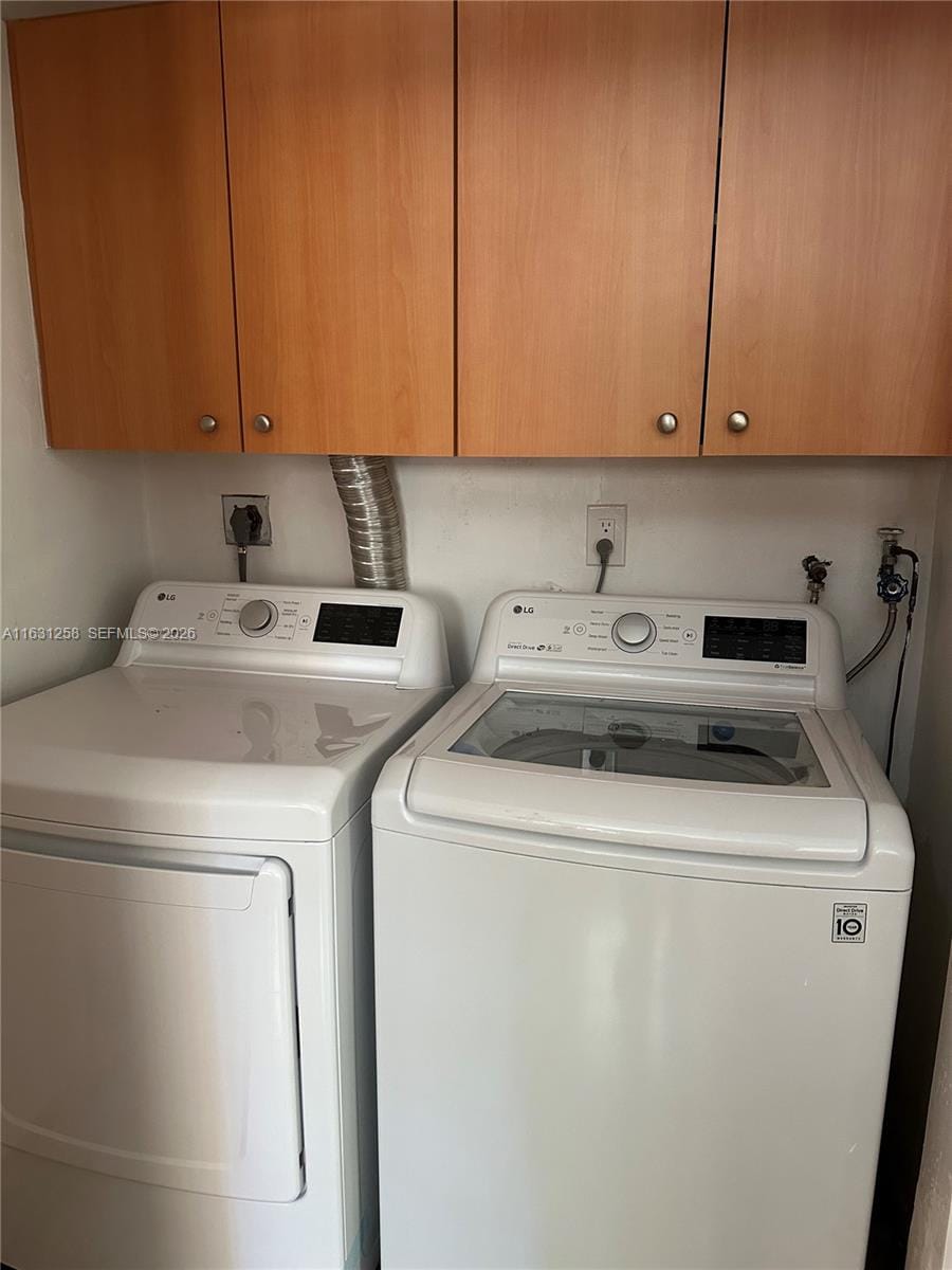 324 E 34th Street — photo 11