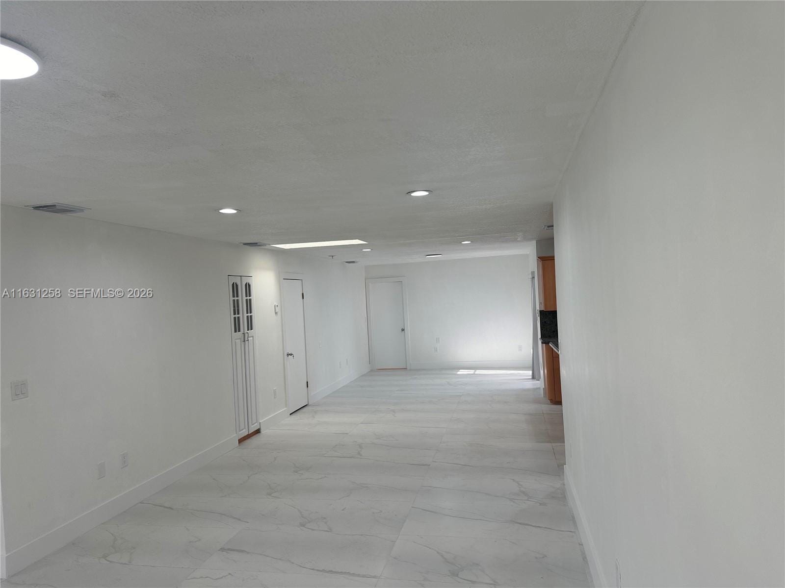 324 E 34th Street — photo 12