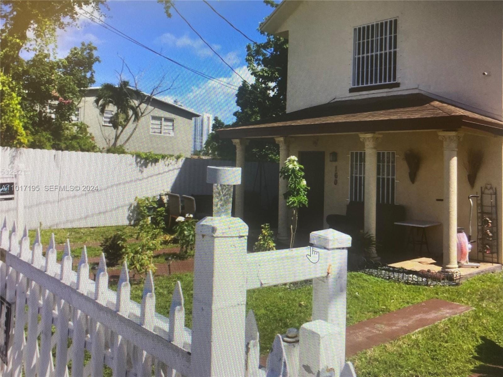 160 NW 27th Street, Miami, FL 33127