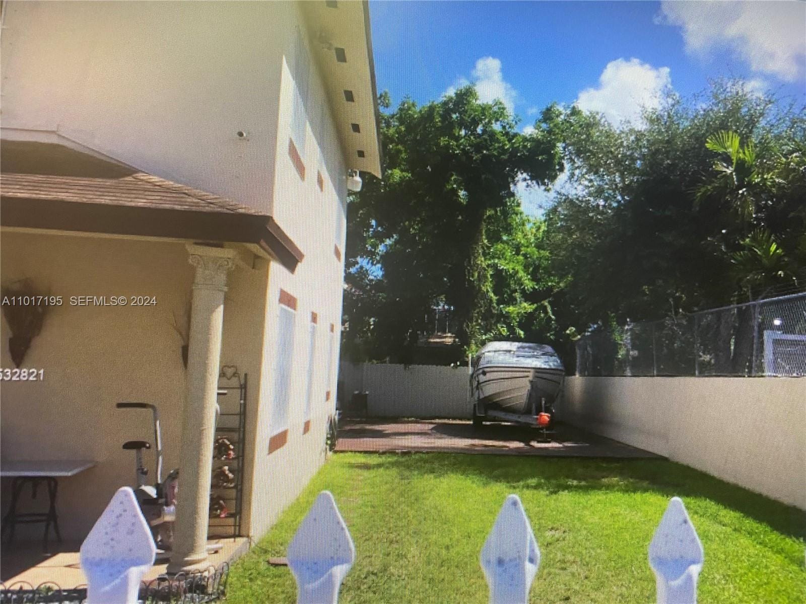 160 NW 27th Street, Miami, FL 33127 photo 2