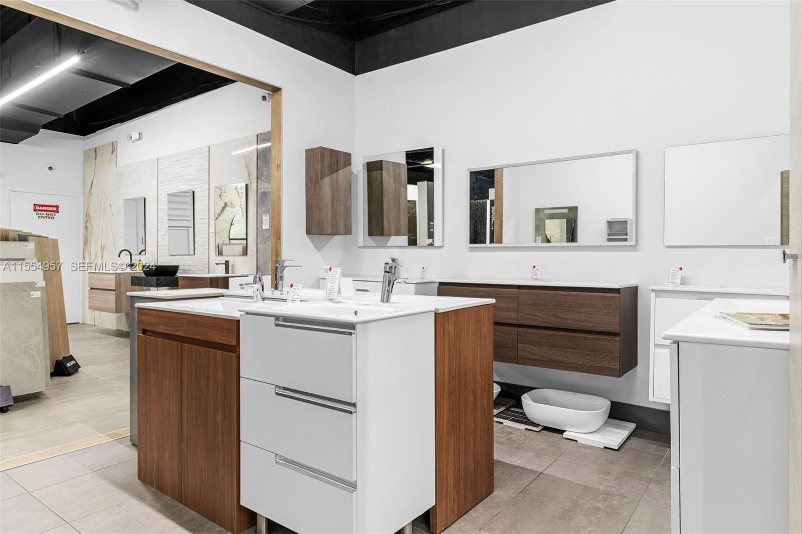 Bath Vanities/accessories And Flooring, Doral, FL 33122 photo 15