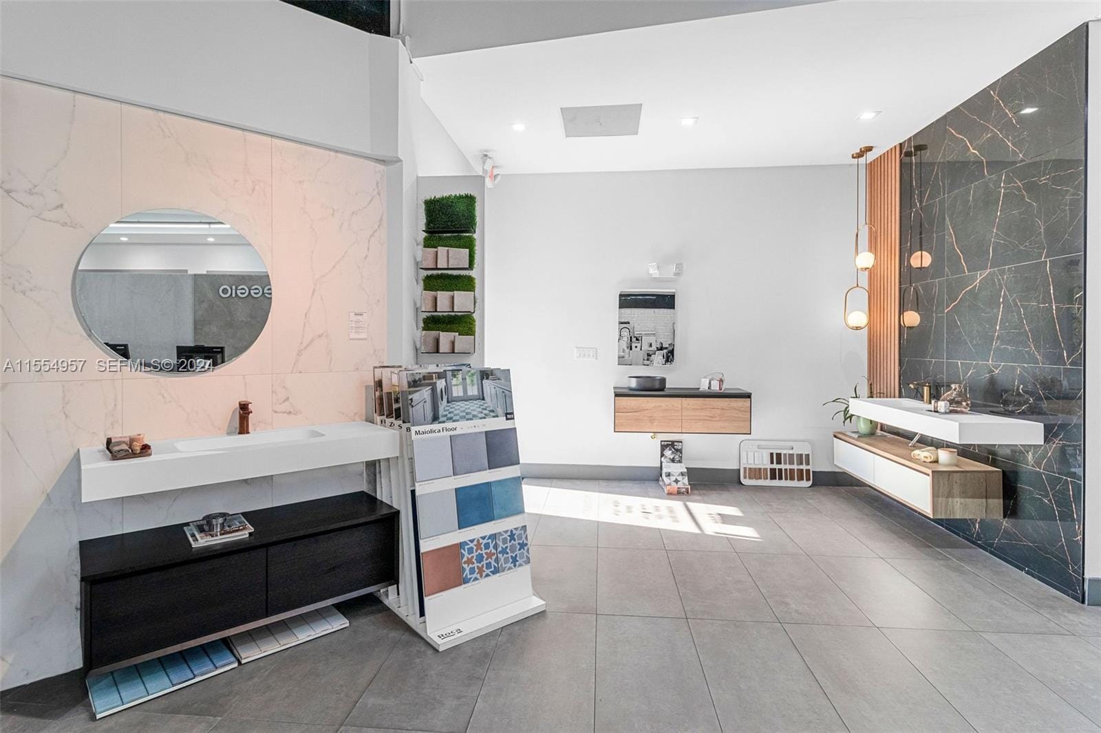 Bath Vanities/accessories And Flooring — photo 6