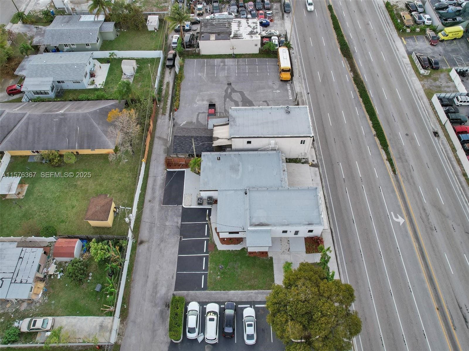 5232 Pembroke Road, West Park, FL 33021 photo 15