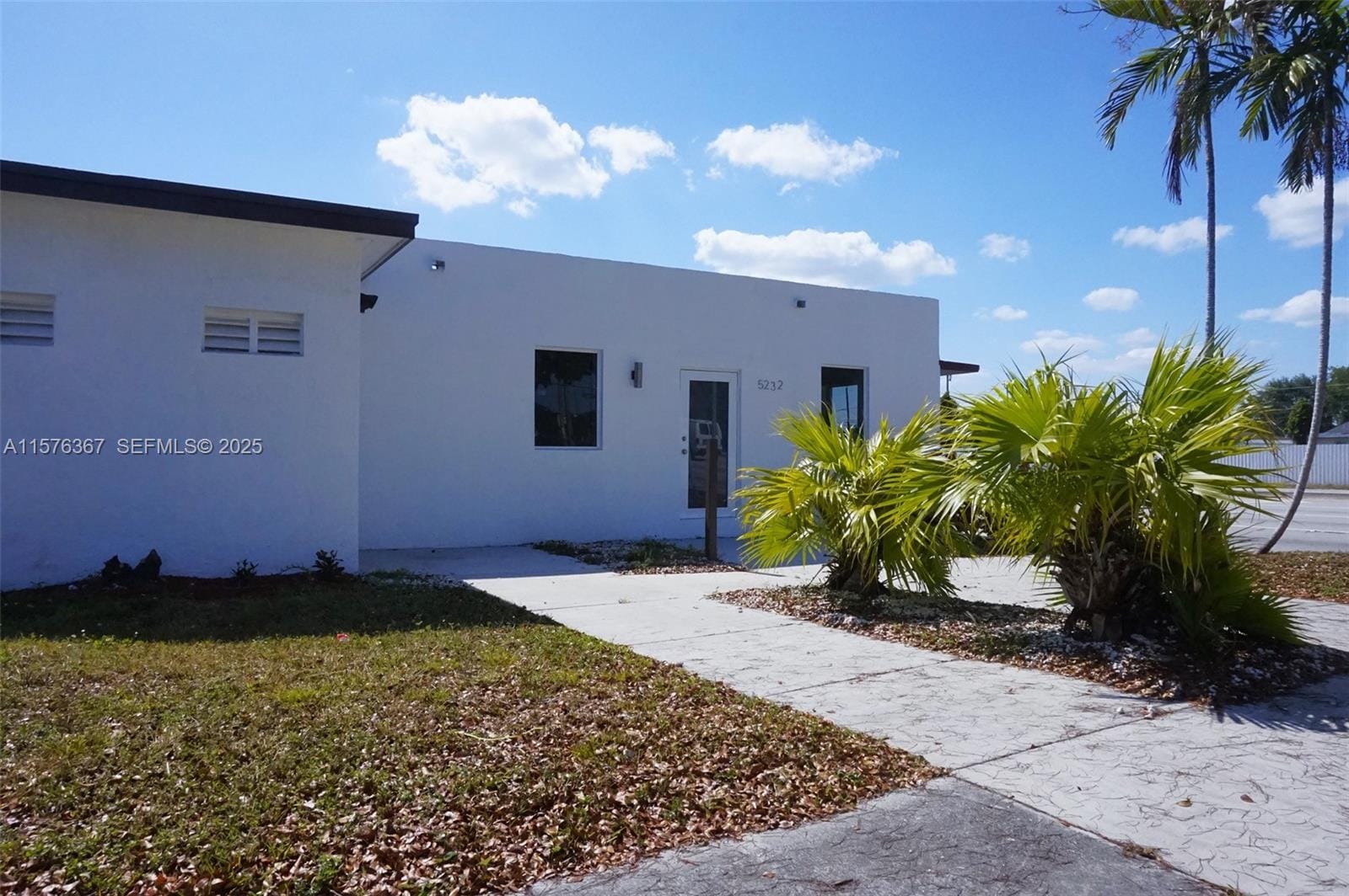 5232 Pembroke Road — photo 3