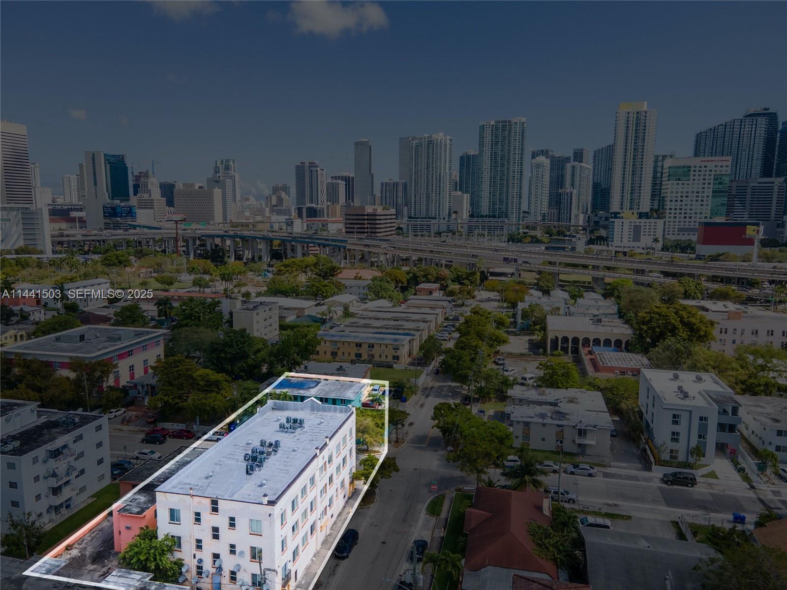 440 SW 5th Avenue, Miami, FL 33130 photo 16