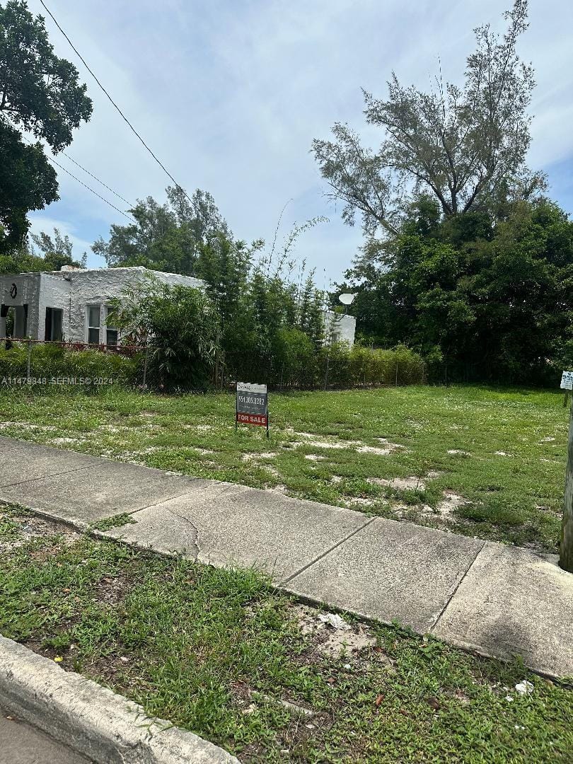 3508 Greenwood Avenue — photo 2