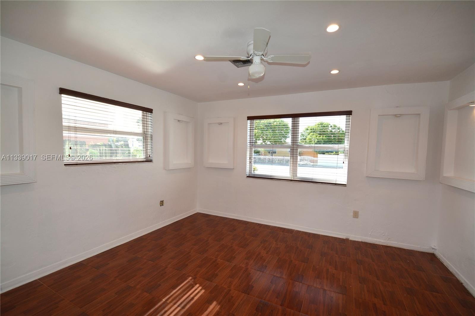 16921 NE 6th Avenue, North Miami Beach, FL 33162 photo 16