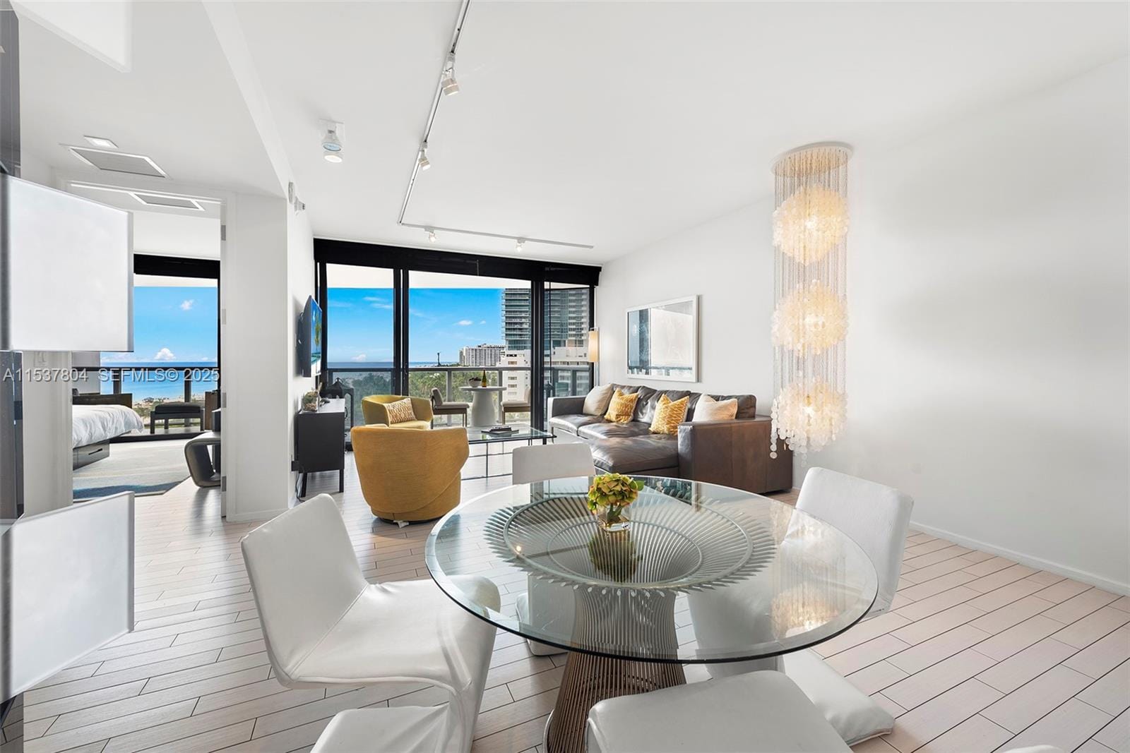 2201 Collins Avenue 814 — photo 7