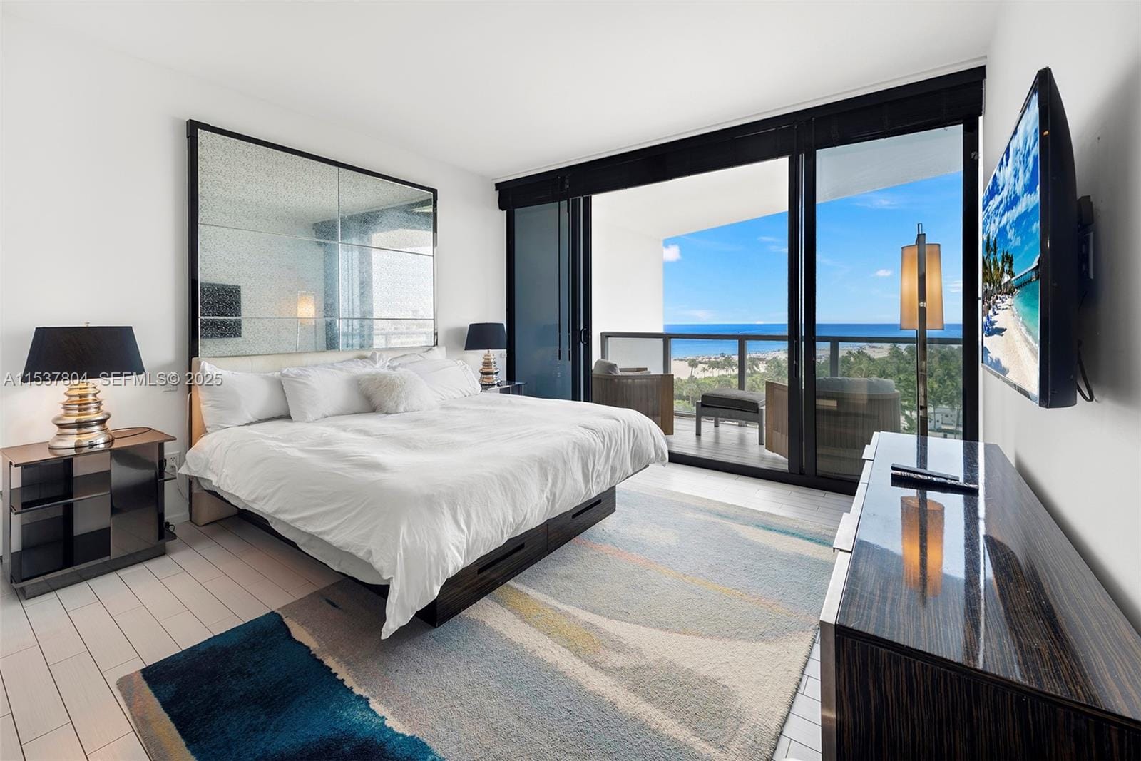 2201 Collins Avenue 814 — photo 10