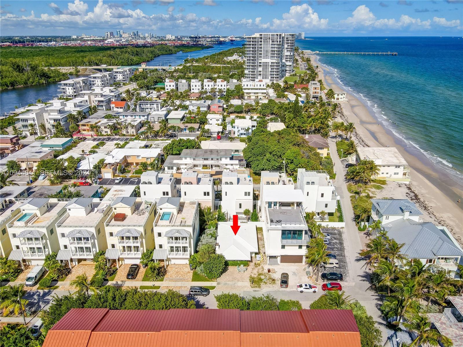 309 Oak Street, Hollywood, FL 33019, Hollywood