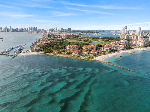 19143 Fisher Island Drive 19143, Miami Beach, FL 33109