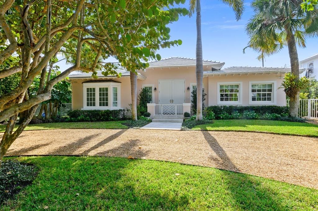 220 Indian Road, Palm Beach, FL 33480