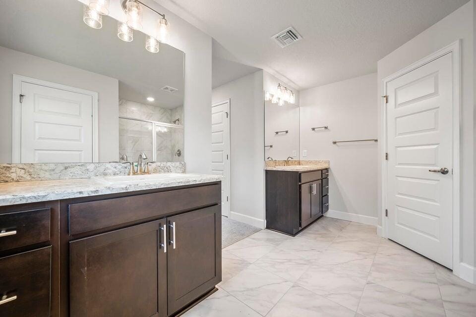 8777 Waterstone Boulevard — photo 12