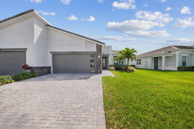 10282 SW Corvus Lane, sold in Telaro At Southern Grove, Port St Lucie, FL