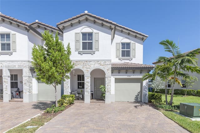 12561 NW 23rd Place, Golf Ests 1st, Miami, FL