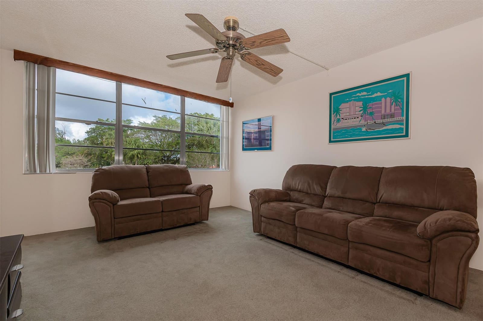 1000 Saint Charles Place 220 — photo 12