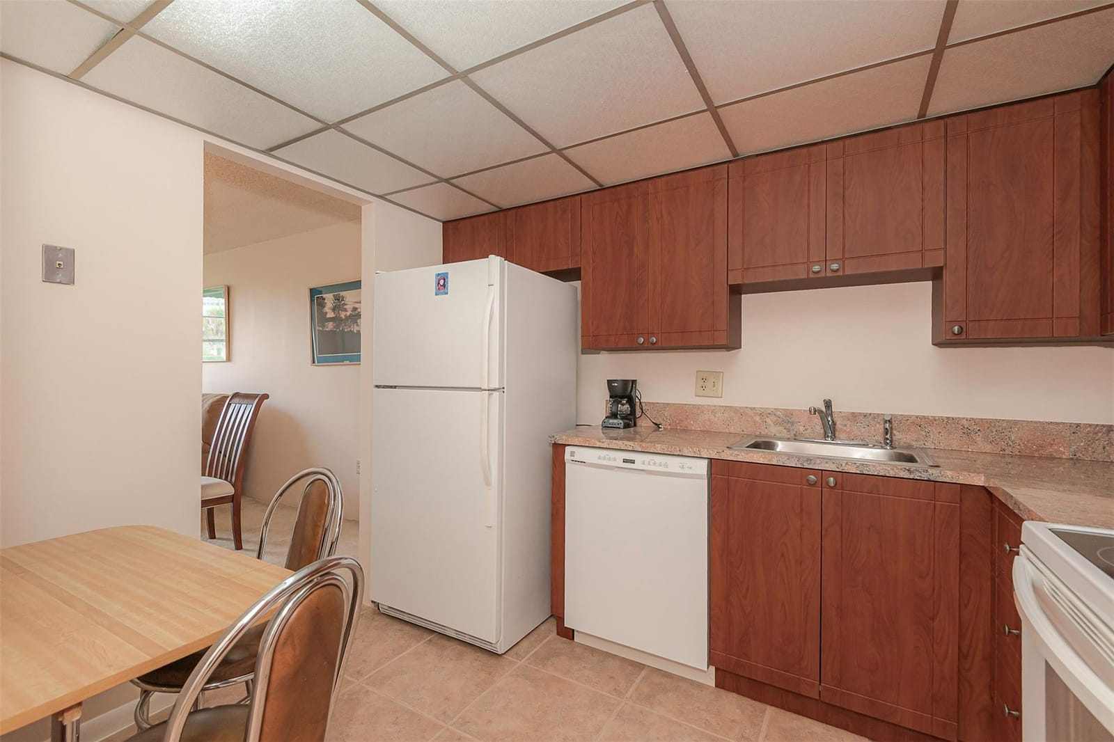 1000 Saint Charles Place 220, Pembroke Pines, FL 33026 photo 17