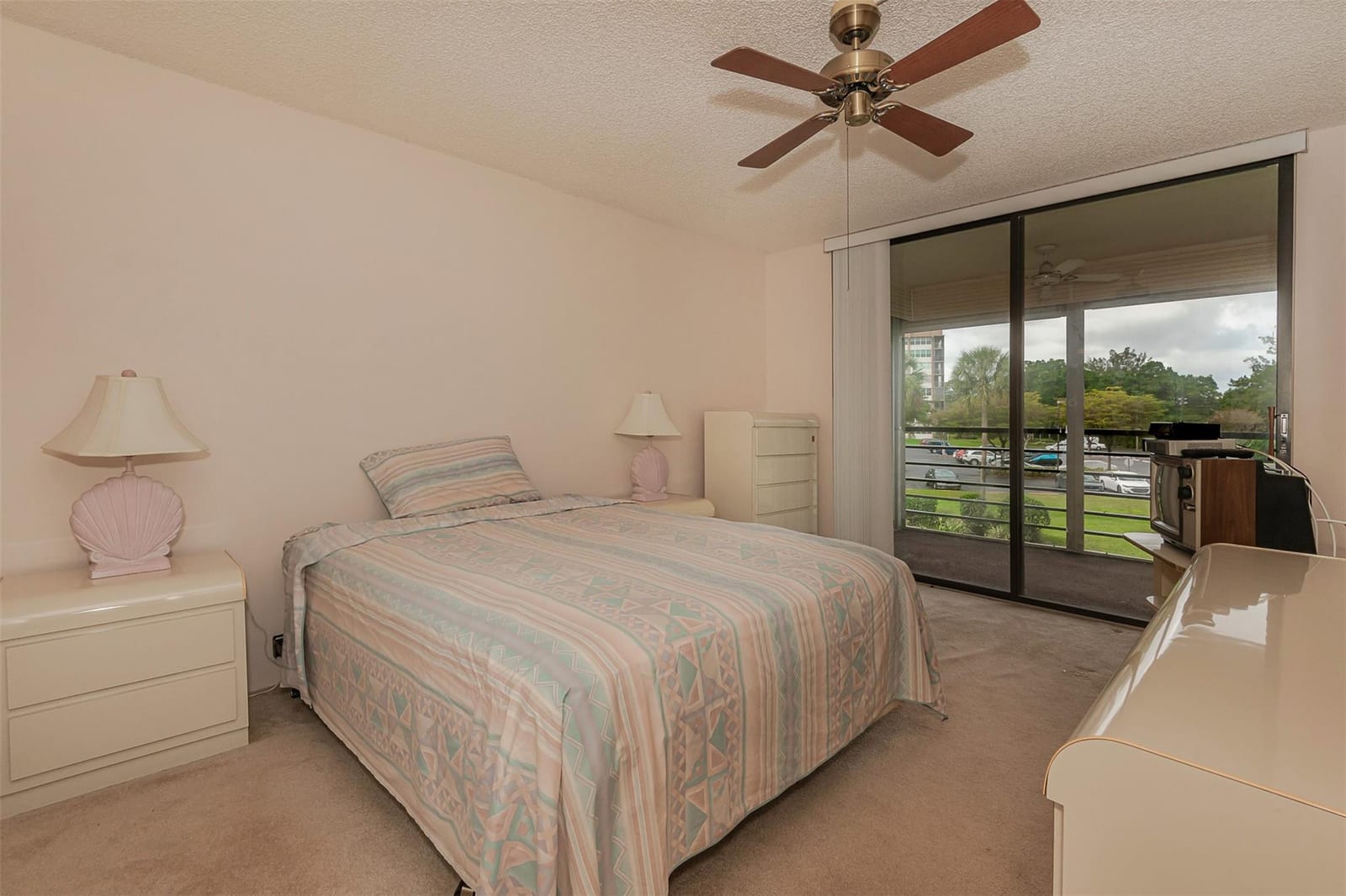 1000 Saint Charles Place 220, Pembroke Pines, FL 33026 photo 22