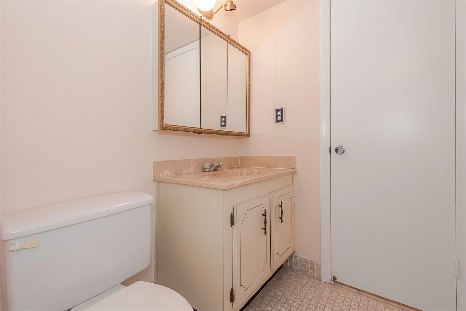 1000 Saint Charles Place 220, Pembroke Pines, FL 33026 photo 25