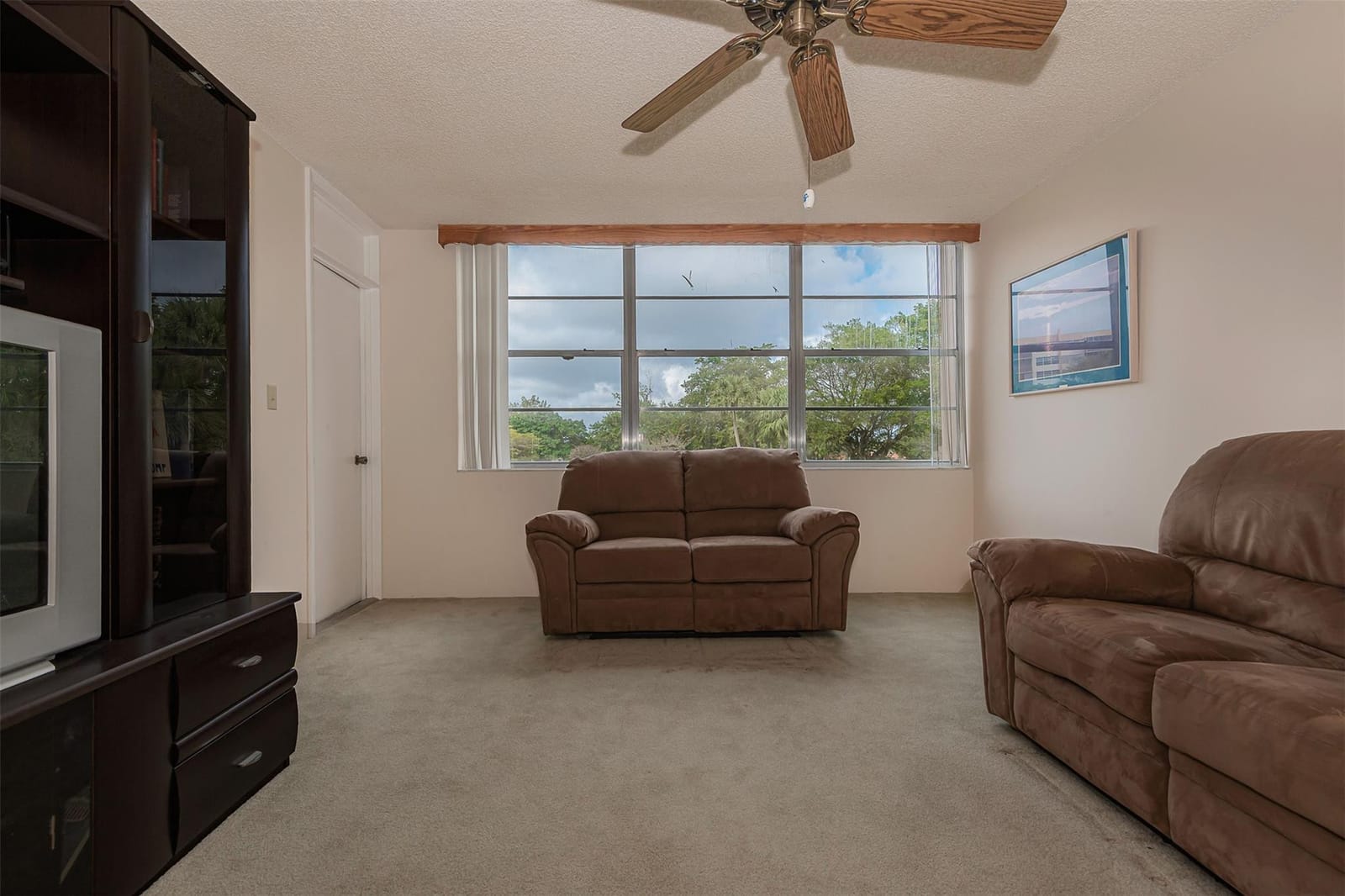 1000 Saint Charles Place 220 — photo 10